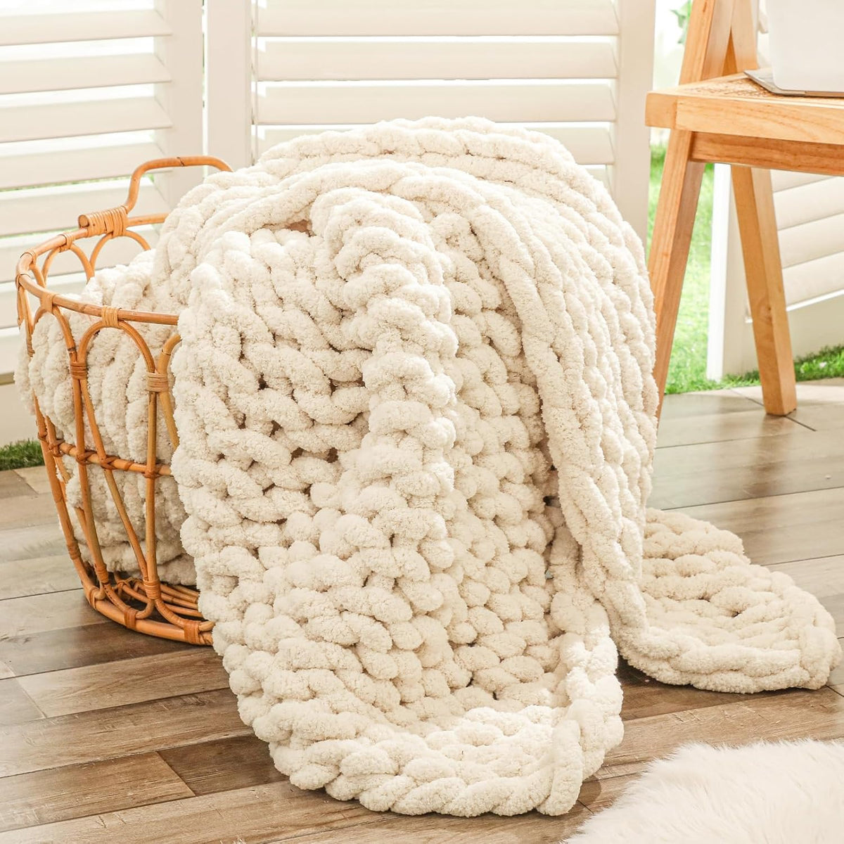 Chunky Knit Throw Blanket with Holes