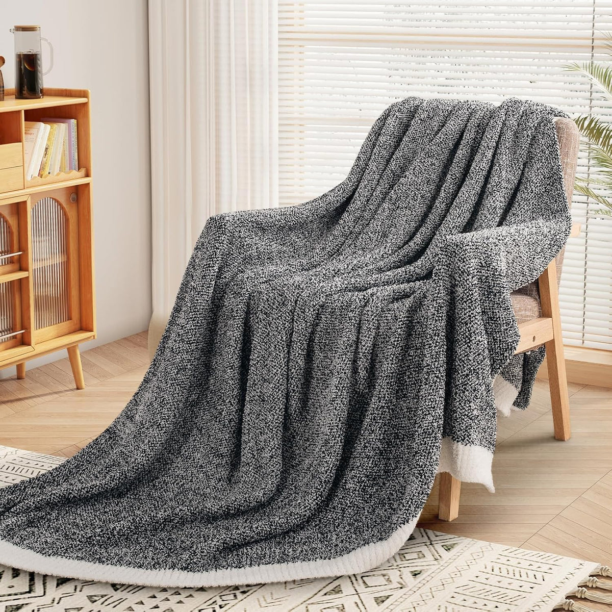 Microfiber Knitted Throw Blanket